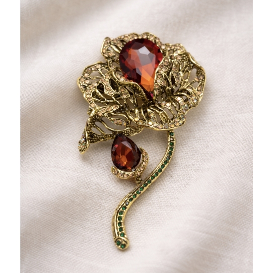 Broszka róża z kamieniami